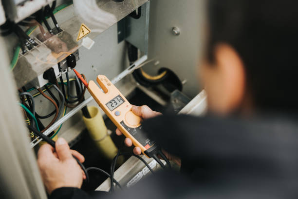 Best Licensed Electrician  in Falmouth Foreside, ME